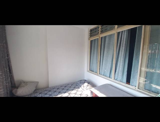 1.5 BEDROOM FLAT FOR SALE IN OVERPORT